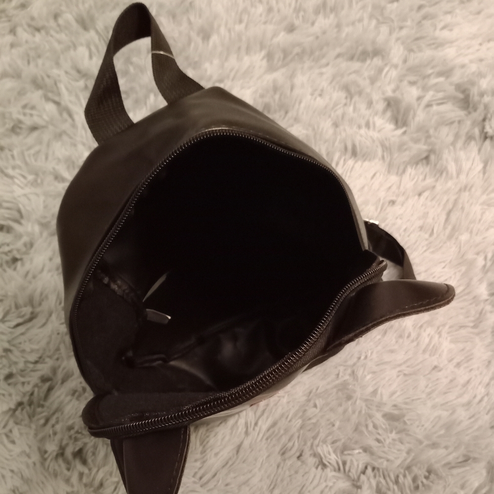 NEW PU Leather "Kitty Kat" Backpack - Picture 3 of 4